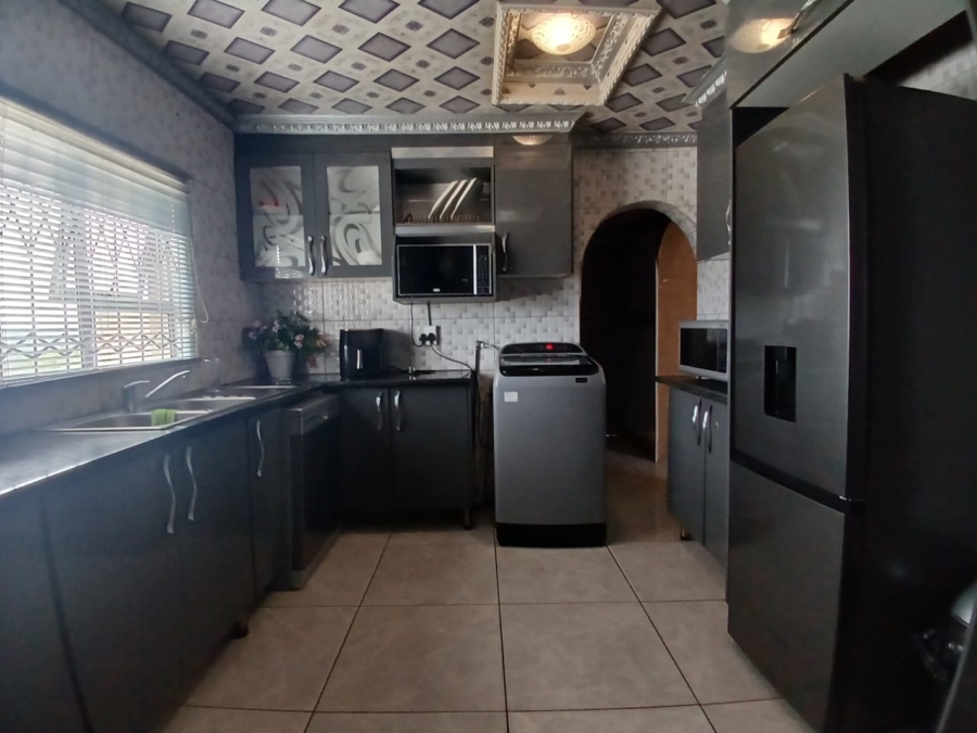 3 Bedroom Property for Sale in Mdantsane Nu 16 Eastern Cape